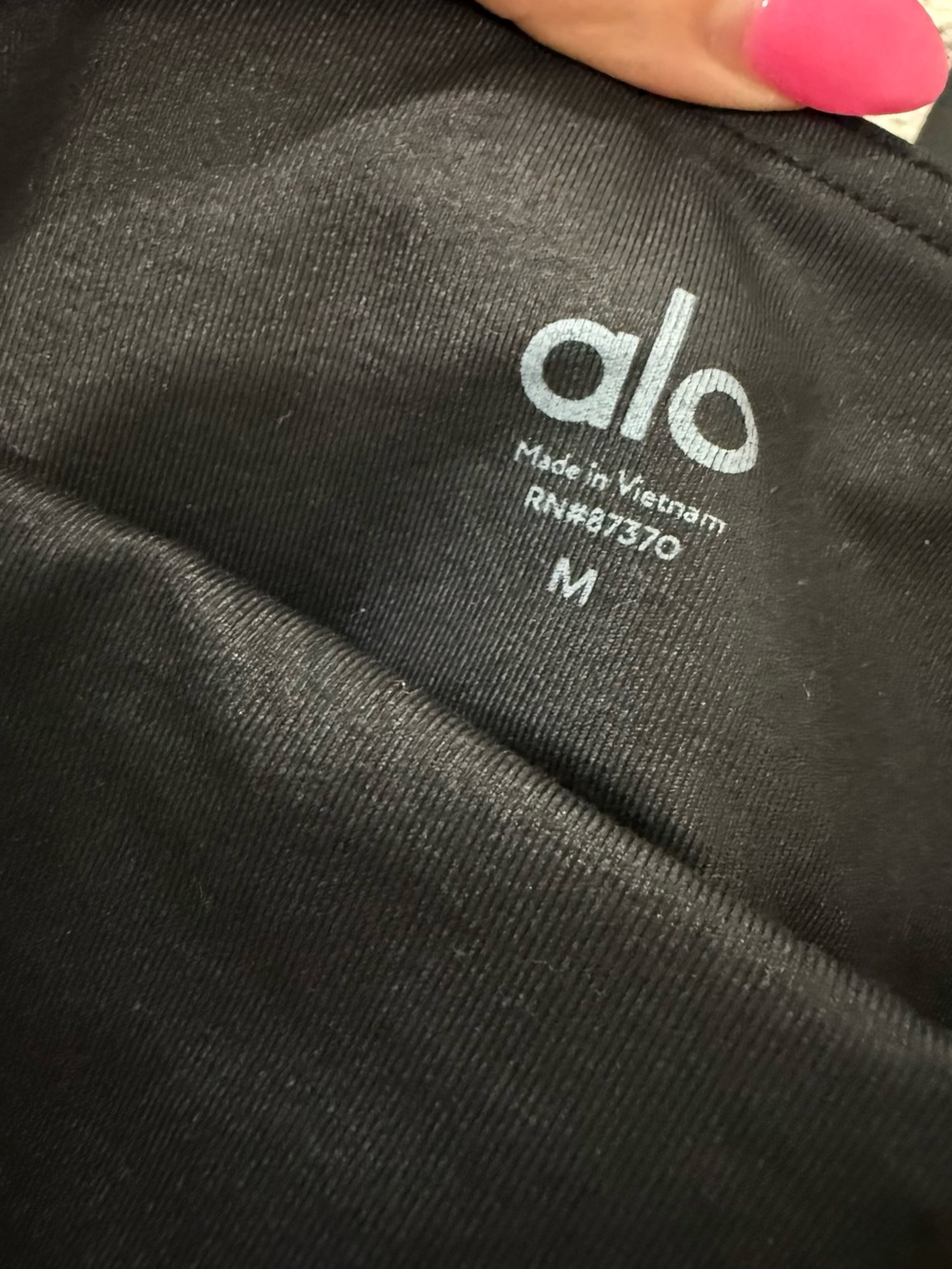 Alo Yoga Airlift Leggings - Picture 4 of 5